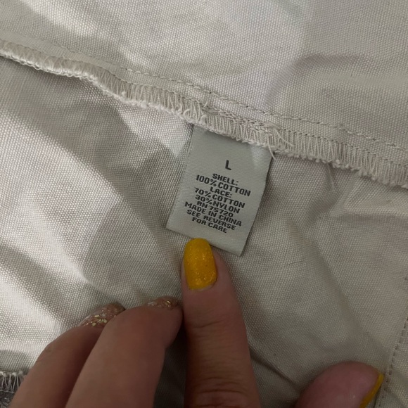 Vest - Picture 4 of 4